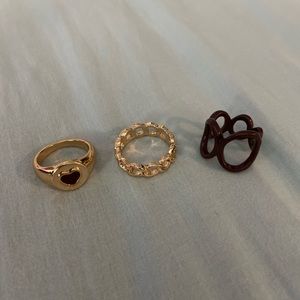 Three women rings Gold/Heart themed